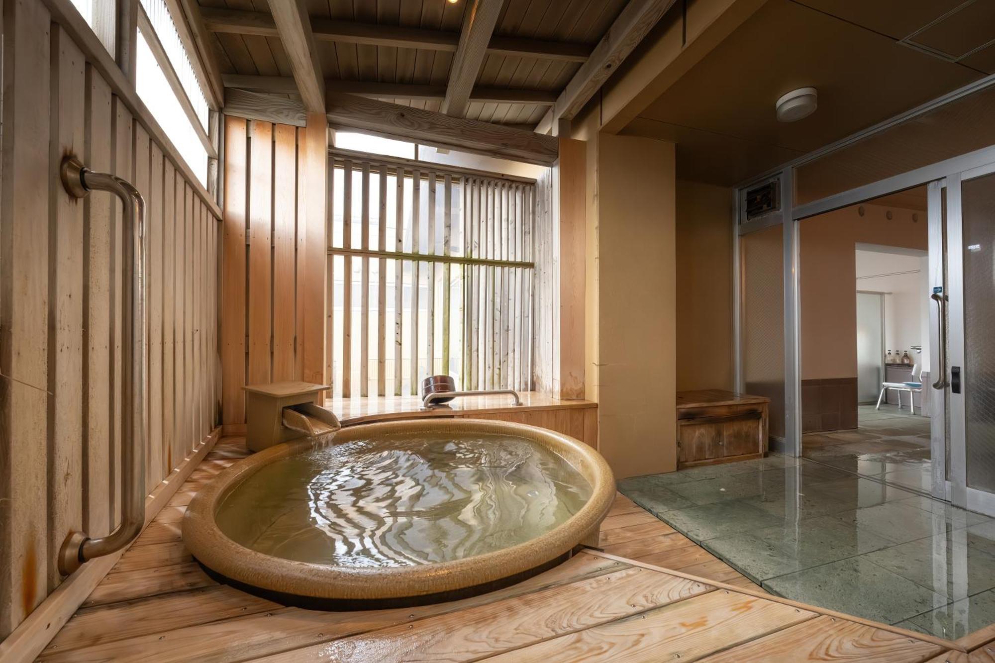 Ryokan Ikkyu -seaside Hotel- Tsuruoka